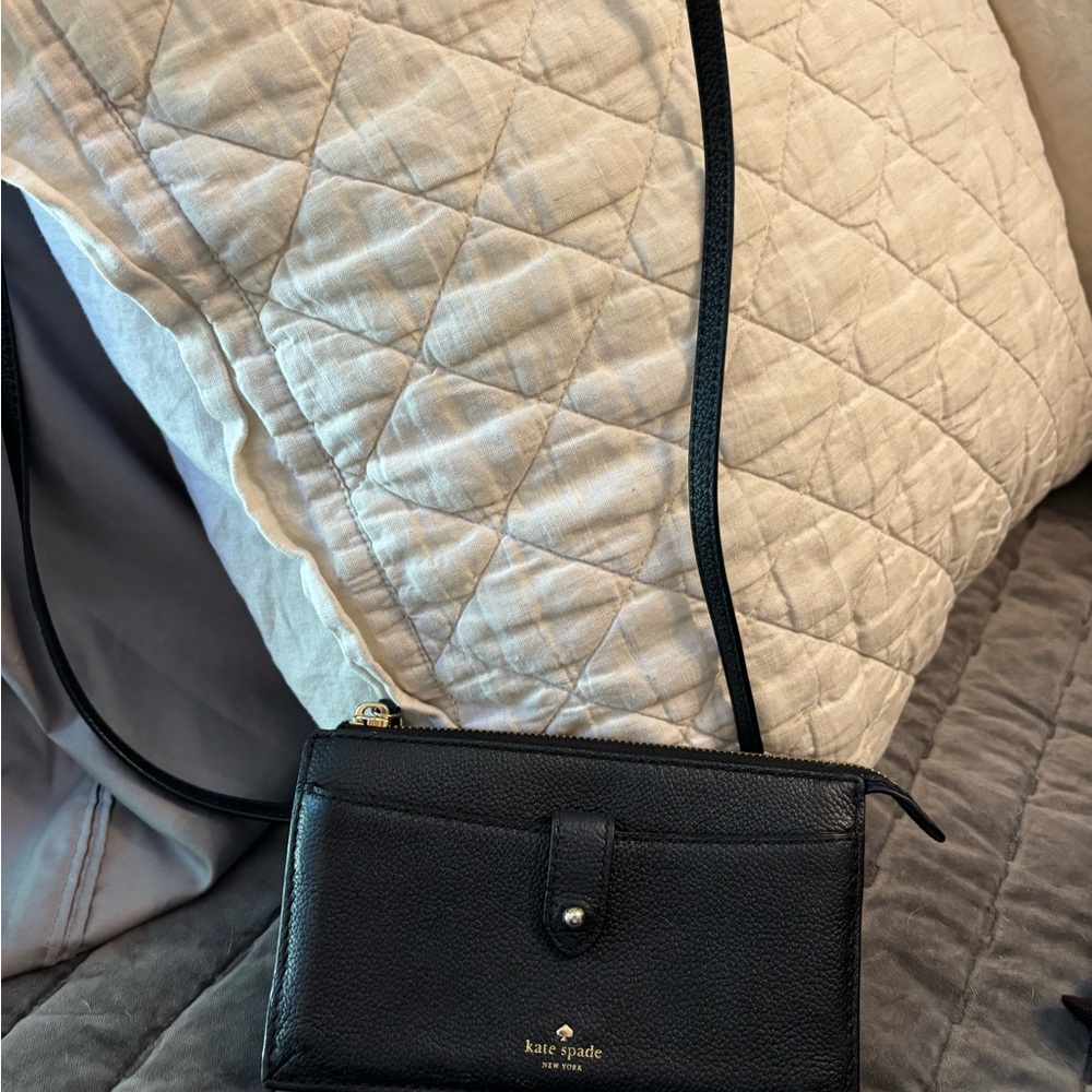 Kate Spade Elegant Black Crossbody Bag